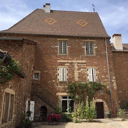 Bed and Breakfast Le Vieux Chateau Leynes Екстер'єр фото